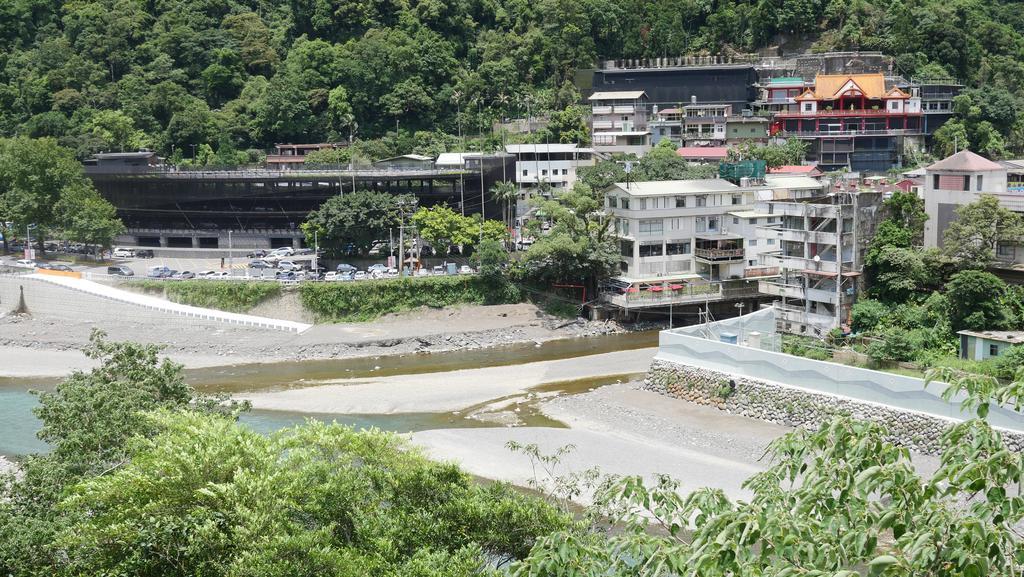 Phoenix Sun Flower Valley Resort Taipei Exterior foto